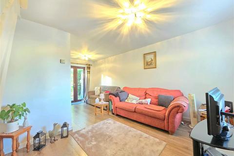 2 bedroom semi-detached house for sale, Beaufort Drive, Spalding