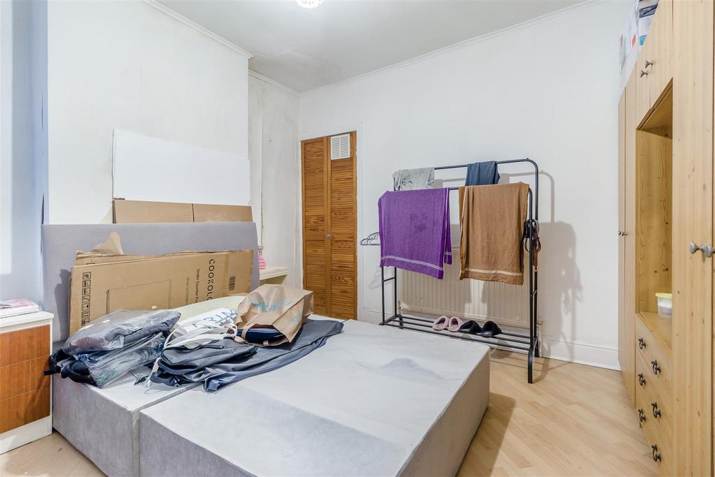 8671520-interior04.jpg