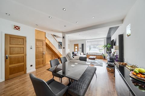 4 bedroom end of terrace house for sale, Kingsmead Avenue, KINGSBURY NW9