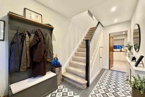 3 bedroom detached house for sale, Ashlea Close, Garforth, Leeds