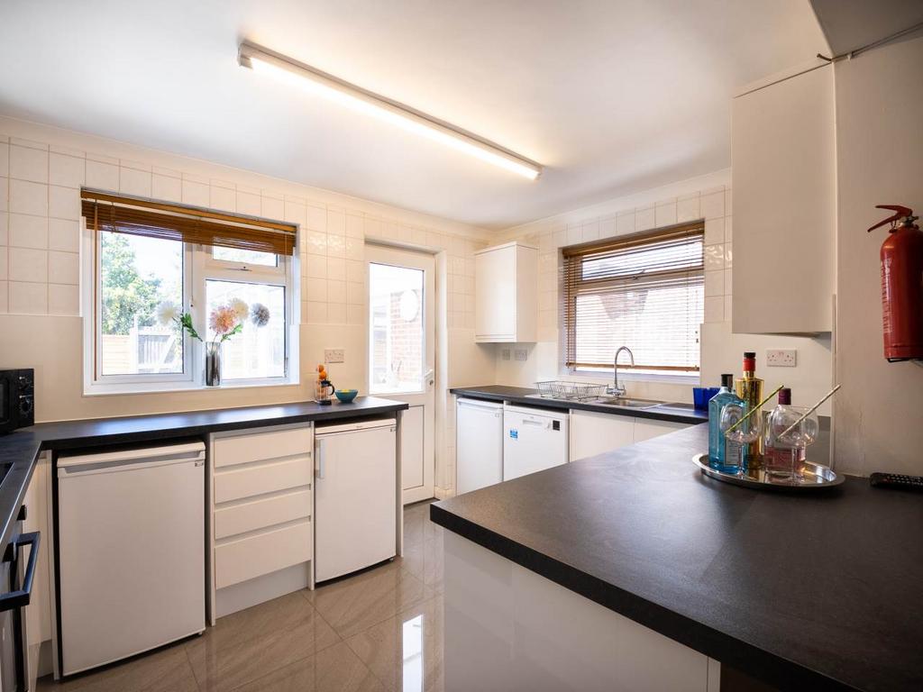 124 Salisbury Road C
