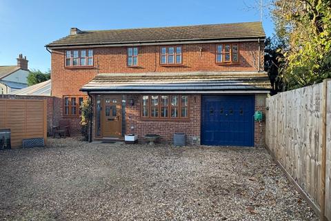 5 bedroom detached house for sale, Orchard Way, Wing LU7
