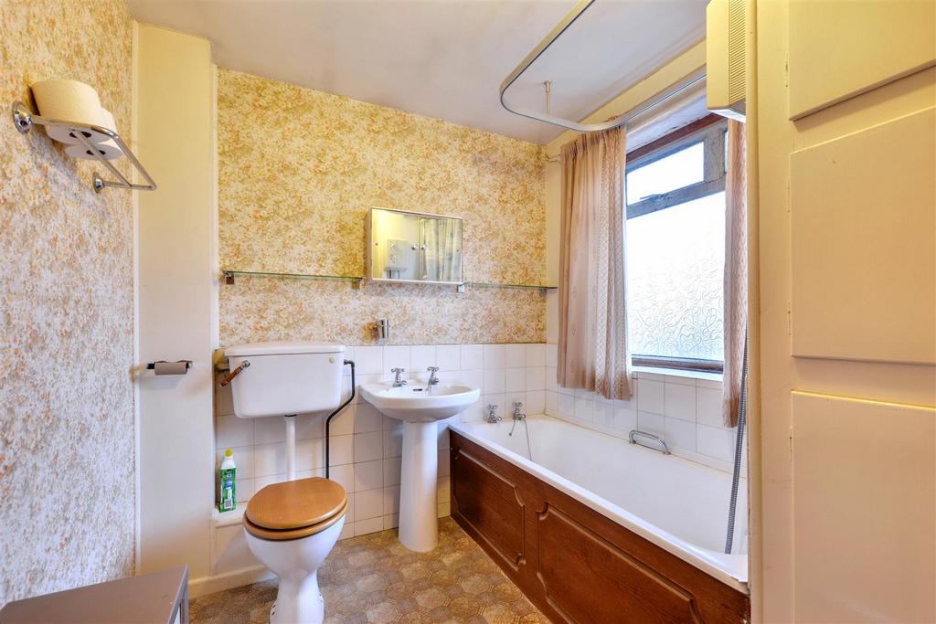 Bathroom.jpeg