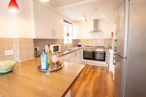 undefined, Saxton Court, Gillingham,