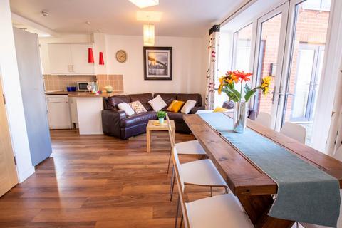 undefined, Saxton Court , Gillingham,