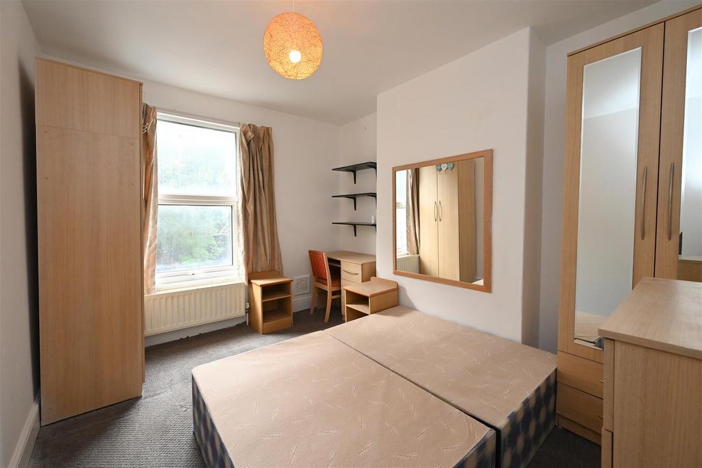 Bedroom2.JPG