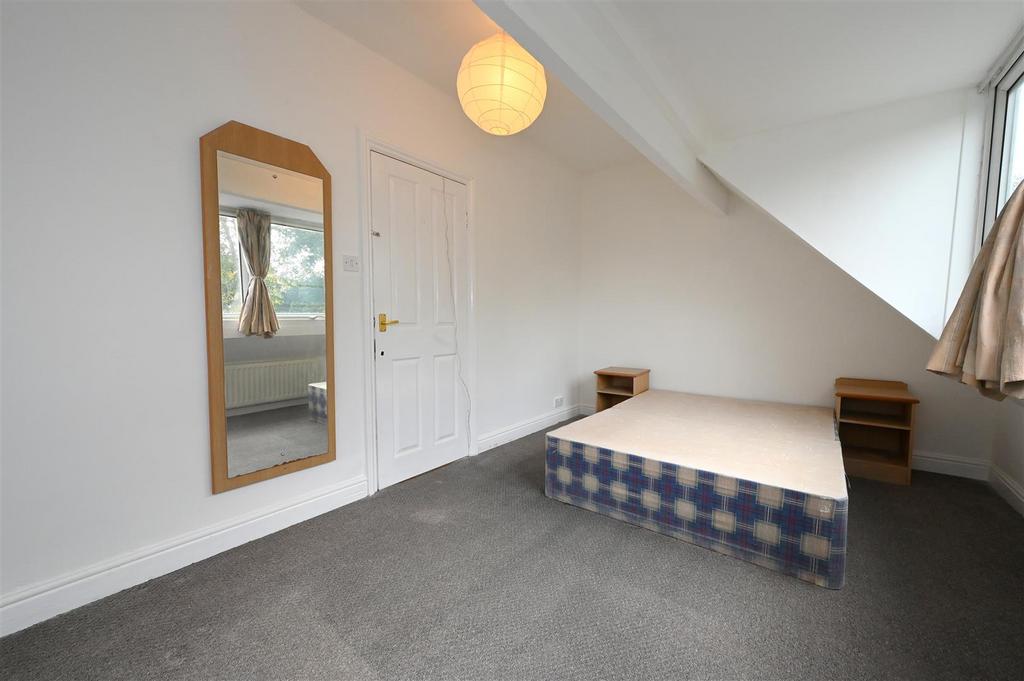 Bedroom4.1.JPG