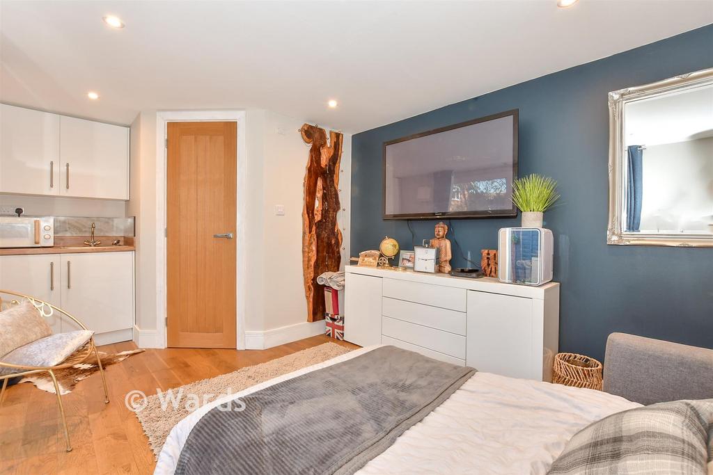 Room 1