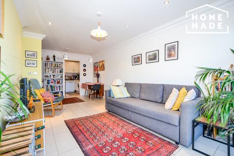 2 bedroom flat to rent, Mentmore Terrace, E8