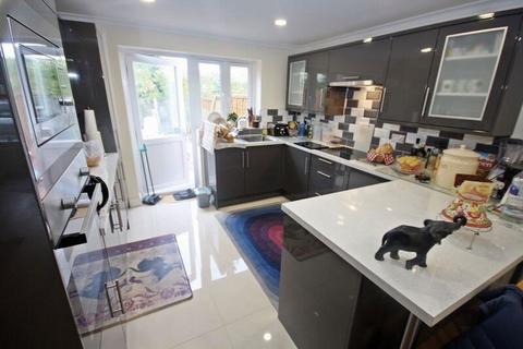 undefined, Wilstone Close, Hayes, Hayes, UB4 9RL