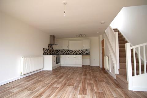 2 bedroom maisonette to rent, Headley Lane, Bristol BS13