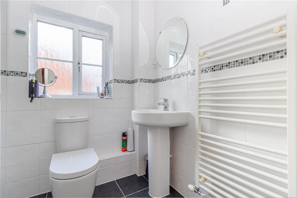 Bathroom-2.jpg