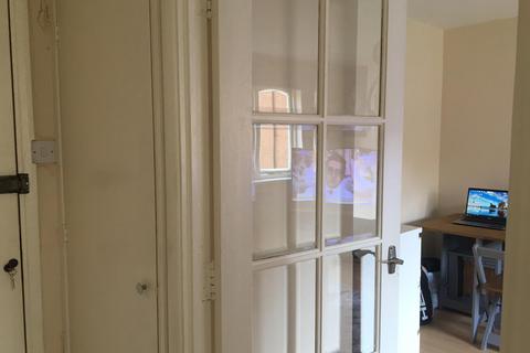 undefined, Glenville Grove, London SE8