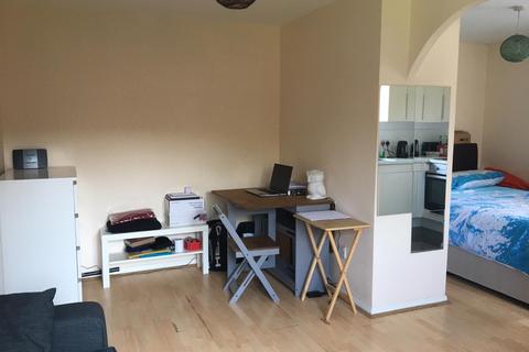 undefined, Glenville Grove, London SE8