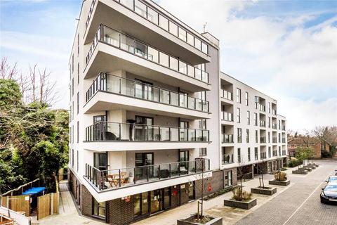 2 bedroom apartment to rent, Guildford Road, Woking GU22
