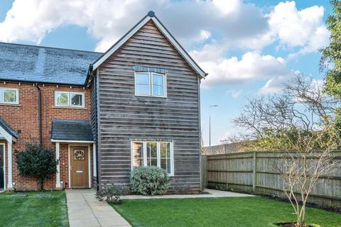 3 bedroom semi-detached house for sale, Woodstock Road,  Yarnton,  OX5