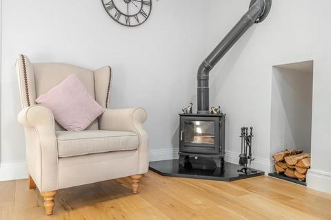 3 bedroom semi-detached house for sale, Woodstock Road,  Yarnton,  OX5