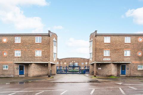 1 bedroom flat for sale, Trundleys Road, Deptford, London, SE8