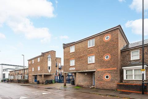 1 bedroom flat for sale, Trundleys Road, Deptford, London, SE8