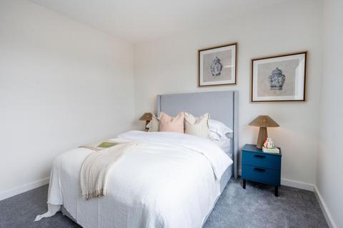 undefined, Riverview, Staines-upon-Thames TW18