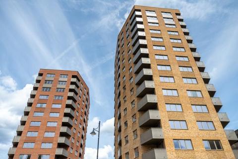 undefined, Riverview, Staines-upon-Thames TW18