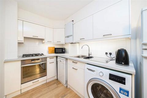 1 bedroom flat to rent, Bermondsey Street, London SE1