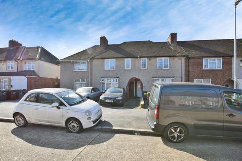 2 bedroom terraced house to rent, Marlborough Road, Dagenham, RM8