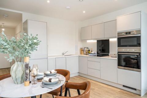 2 bedroom apartment to rent, Riverview, Staines-Upon Thames TW18