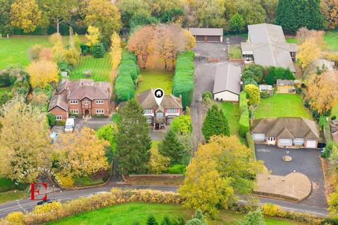 4 bedroom detached house for sale, Red Lane, Burton Green, CV8