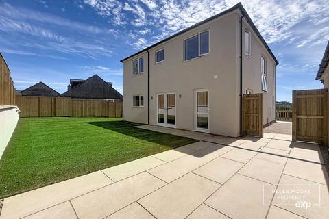 4 bedroom detached house for sale, New Park Road, Ivybridge PL21