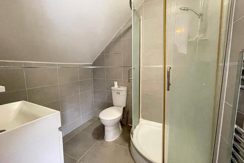 undefined, Canterbury Road, Watford, WD17