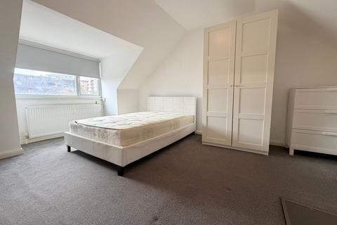 undefined, Canterbury Road, Watford, WD17