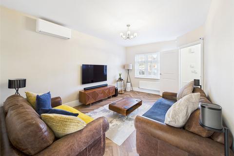 4 bedroom detached house for sale, Bridge Keepers Way, Hardwicke, Gloucester, Gloucestershire, GL2
