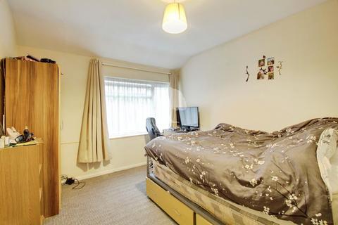 undefined, Ripley Close, Langley SL3