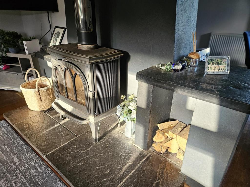 Woodburner.jpg