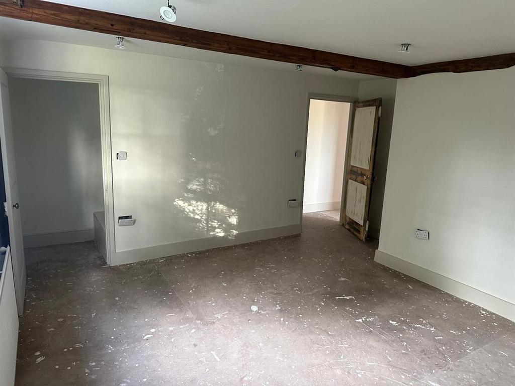 Park House Front Lounge 3.jpg