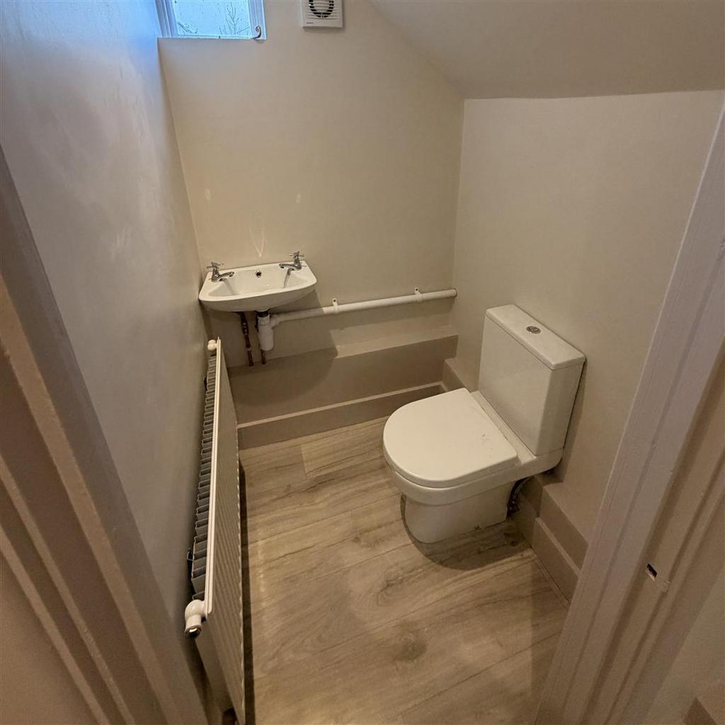 Cloakroom IMG 1173.JPG