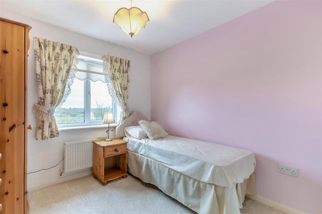 8671139-interior19.jpg