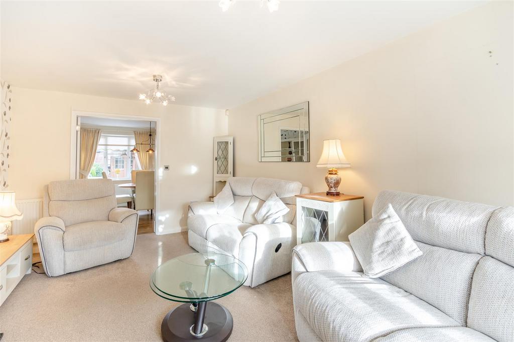 8671139-interior04.jpg