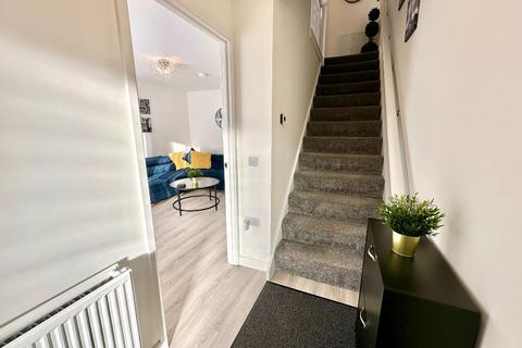 2 bedroom terraced house to rent, Webster Street, Dalmarnock, Glasgow, G40