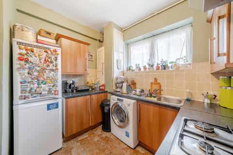 1 bedroom apartment for sale, Elmington Estate, London