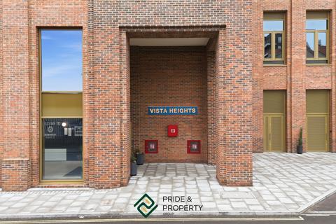 3 bedroom flat to rent, Vista Heights, SE15