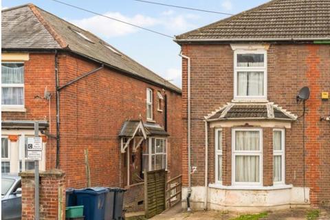 17 Roberts Road, High Wycombe, HP13