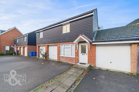 2 bedroom coach house for sale, Whistlefish Court, Norwich
