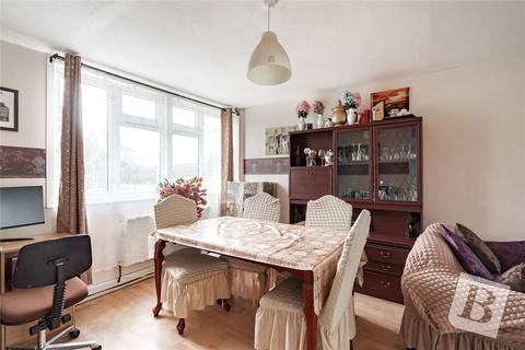 undefined, Wellington Drive, Dagenham, RM10