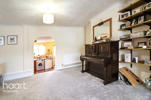 undefined, St Margarets Avenue, Rushden