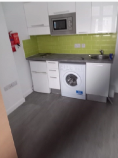 undefined, Streatham SW16