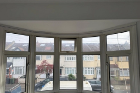 undefined, Streatham SW16