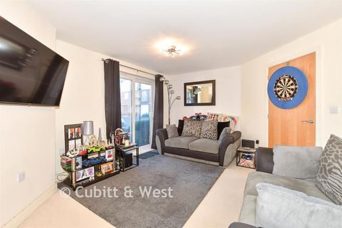 1 bedroom ground floor flat for sale, Haven Court, Redhill RH1