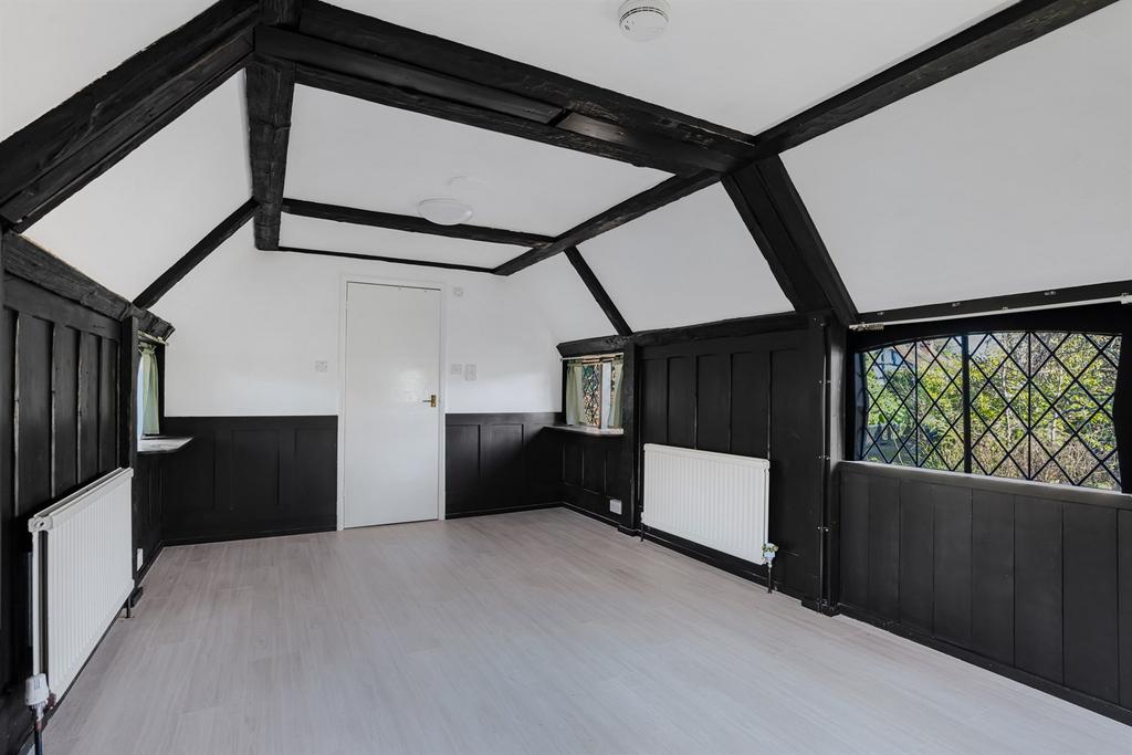Studio (Main)